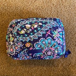 Vera Bradley Cotton Cord Organizer Tech Bag French Paisley Summer 2020 Like New